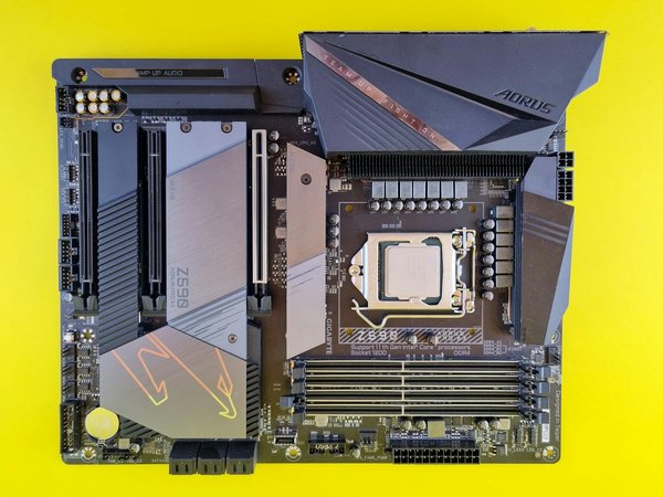 What impact does IoT have on UK marketing campaigns?